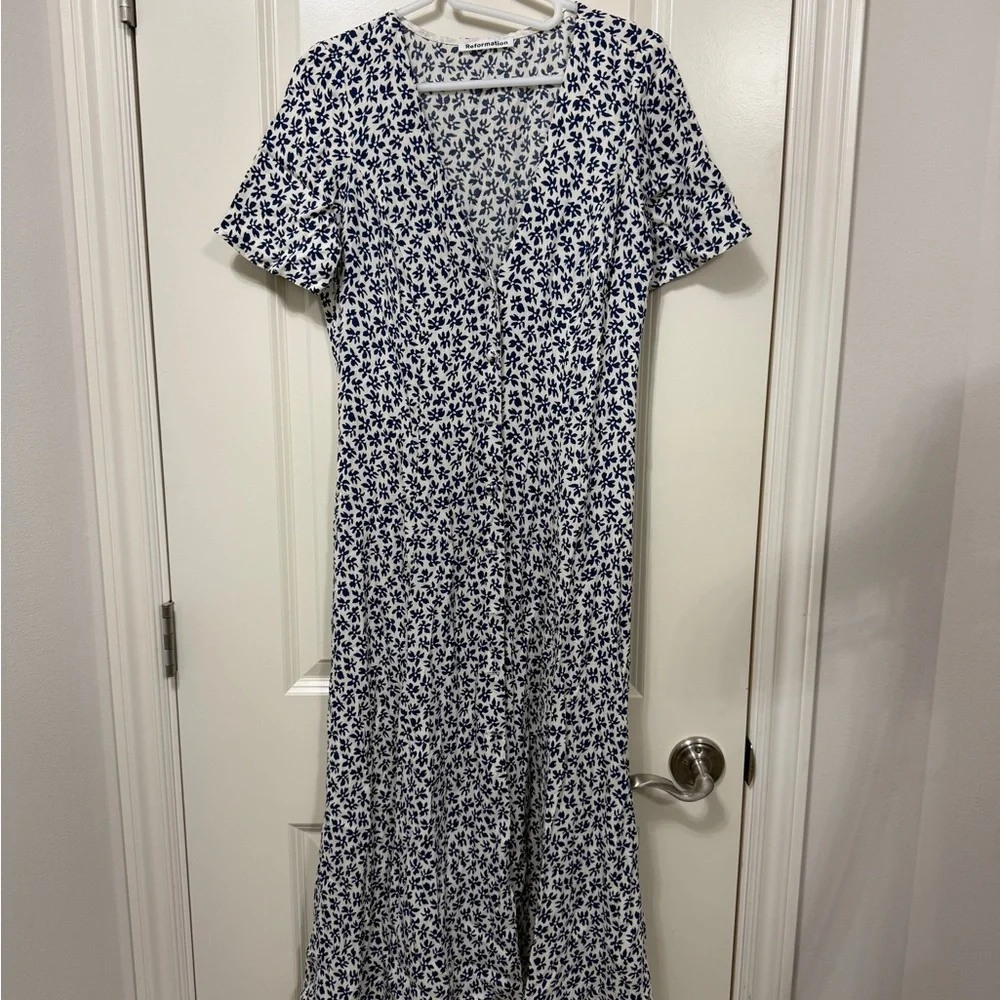 Like New Reformation Locklin Midi Dress - Blue Floral